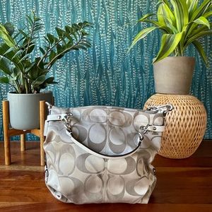 NWOT Mint COACH Brooke Signature Collection Sateen Jacquard Handbag Shoulderbag